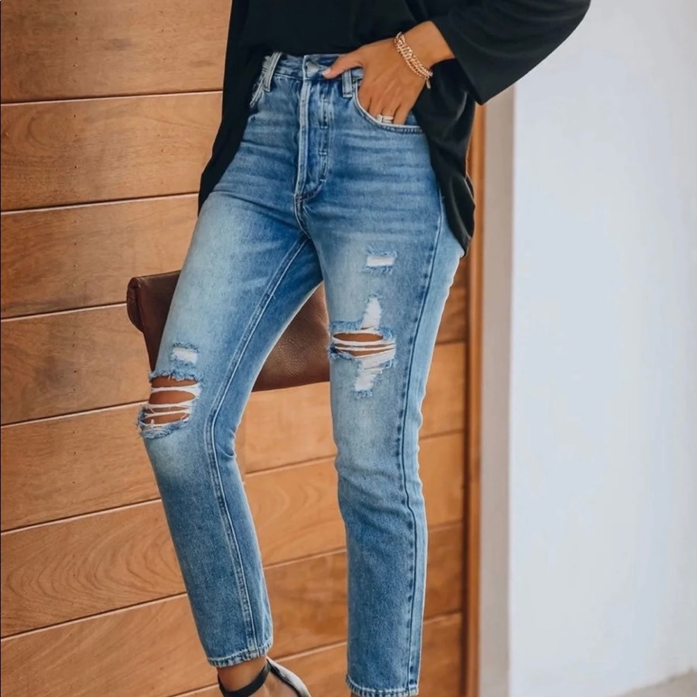 Distressed Jeans - Picture 2 of 7
